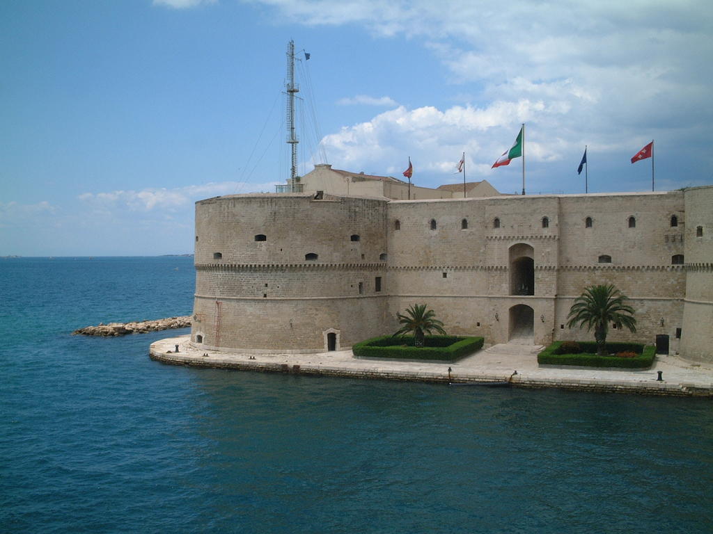 Dimora Mariu Panzió Taranto Kültér fotó